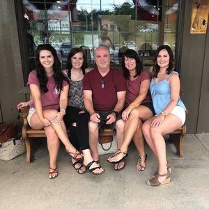 Meet your Posher, Melony